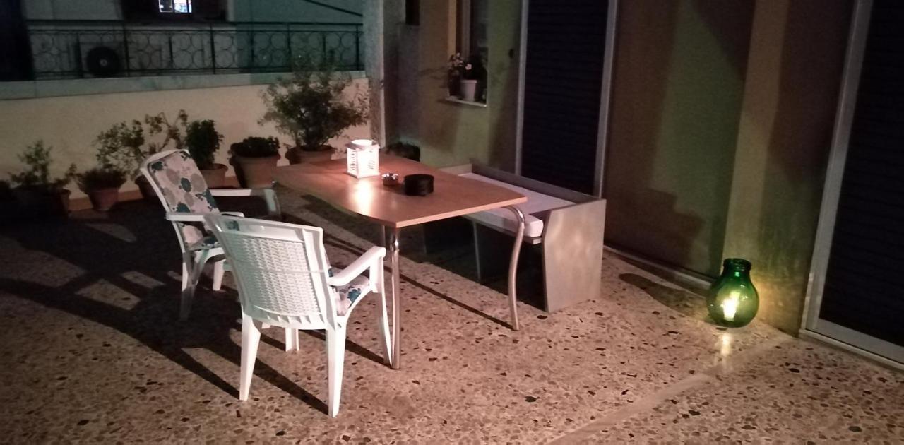 아테네 Ομορφο Διαμερισμα Με Μεγαλες Βεραντες 아파트 외부 사진